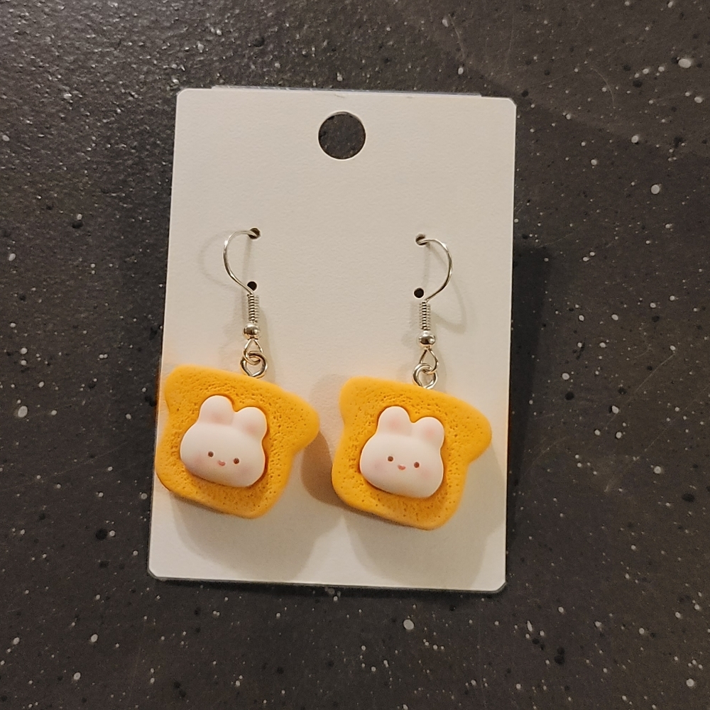 NWT! Kawaii Cartoon Rabbit Breat Dangle Earrings - Picture 3 of 4